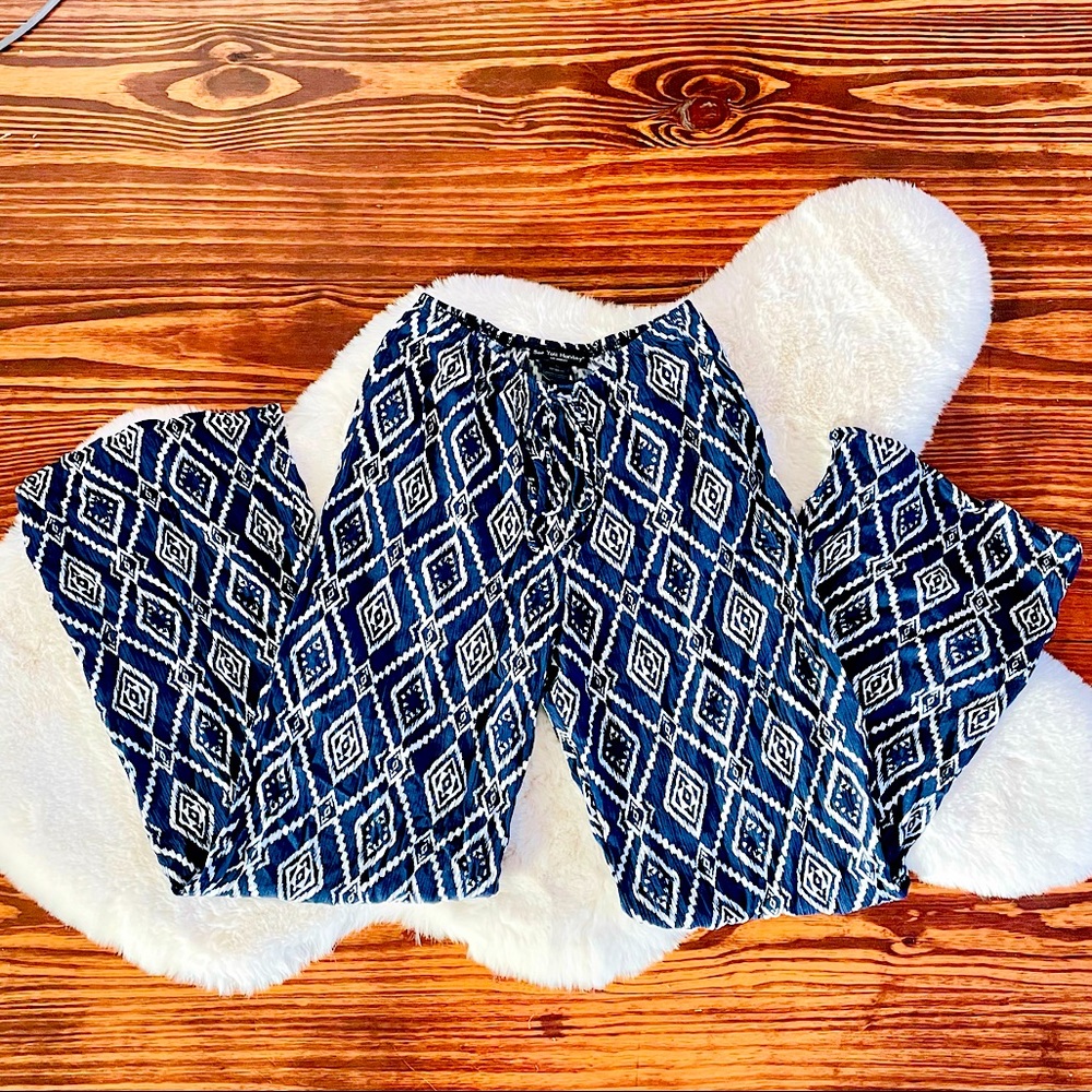 See You Monday NWT Relaxed Fit High Waist Wide Leg Geo Print Palazzo Pants Sz XS